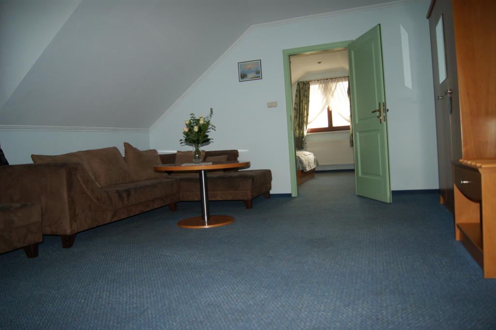 Hotel Restauracja Tawerna Gliwice Zimmer foto