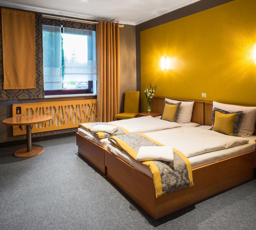 Hotel Restauracja Tawerna Gliwice Exterior foto